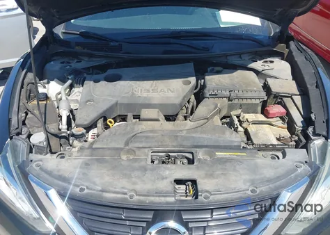 2018 Nissan Altima 2.5 S z USA, uszkodzony, nr VIN 1N4AL3AP0JC219426